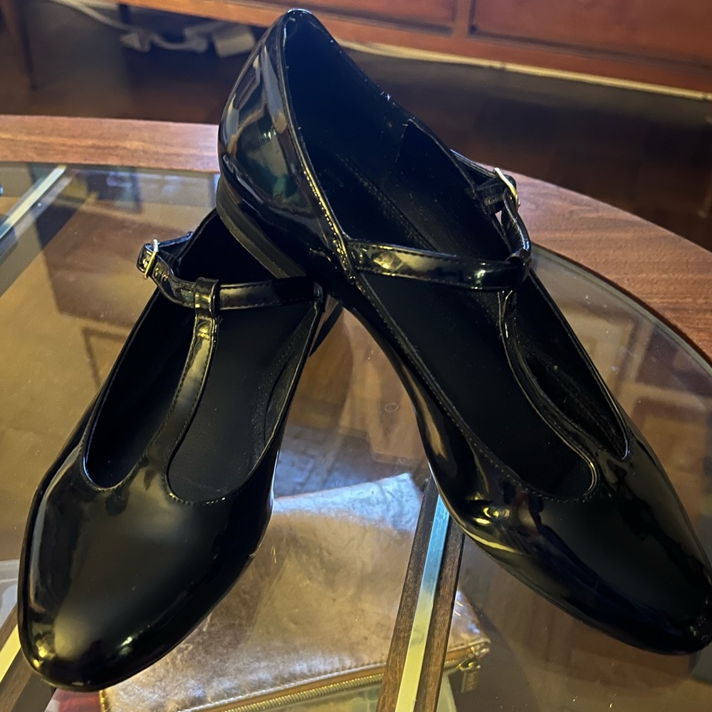 Susi Studio Patent Pleather Shoes